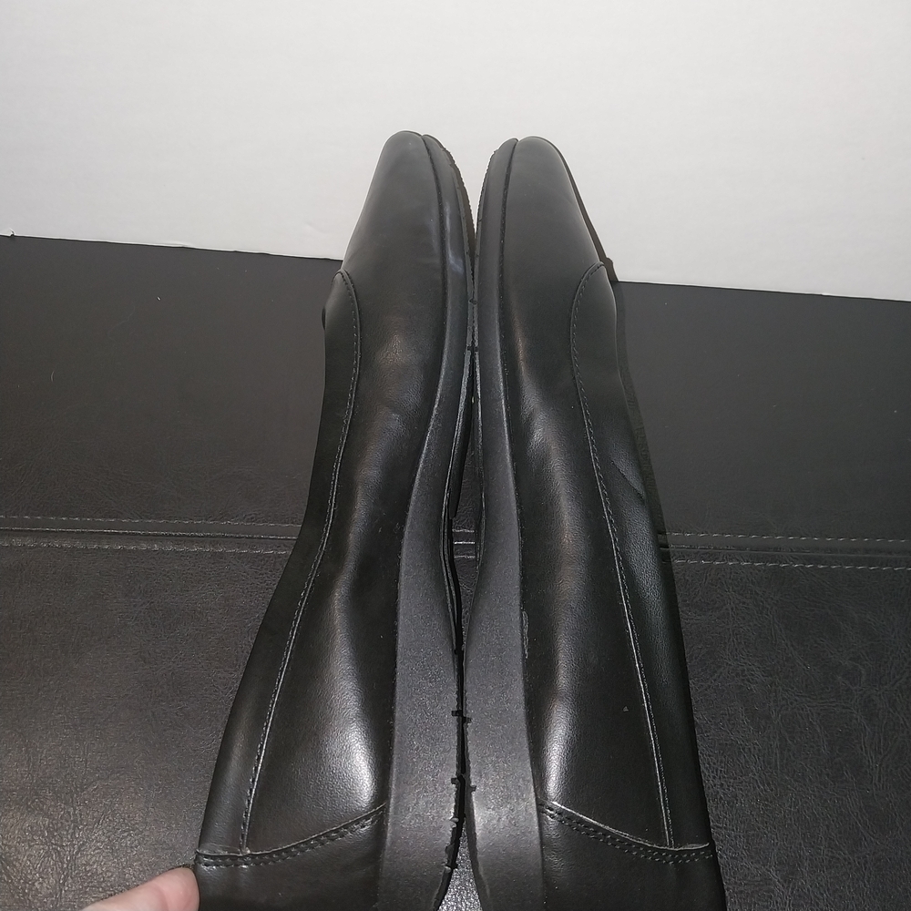 Bata Women's‎ Classic Black Loafers Size 10-US - Picture 7 of 16